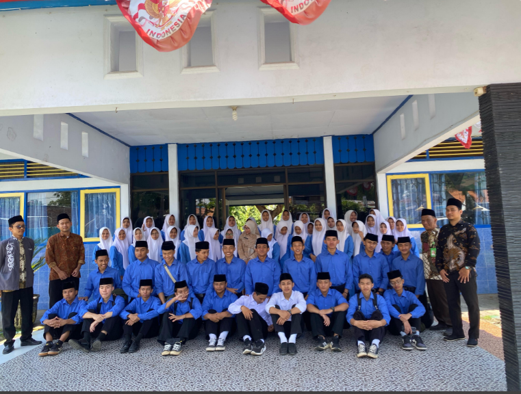 Kirim 57 Siswa IBS Darul Ashfiya Praktik Pengalaman Lapangan (PPL) di SMP N 3 Taman: MAN Pemalang Siap Cetak Generasi Mandiri Berprestasi