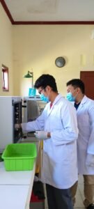 EFEKTIVITAS LOSION ANTI NYAMUK ALAMI BERBAHAN DASAR EKSTRAK LIDAH MERTUA (SANSEVIERIA SPP) DAN EKSTRAK BUNGA KENANGA (CANANGA ODORATA)